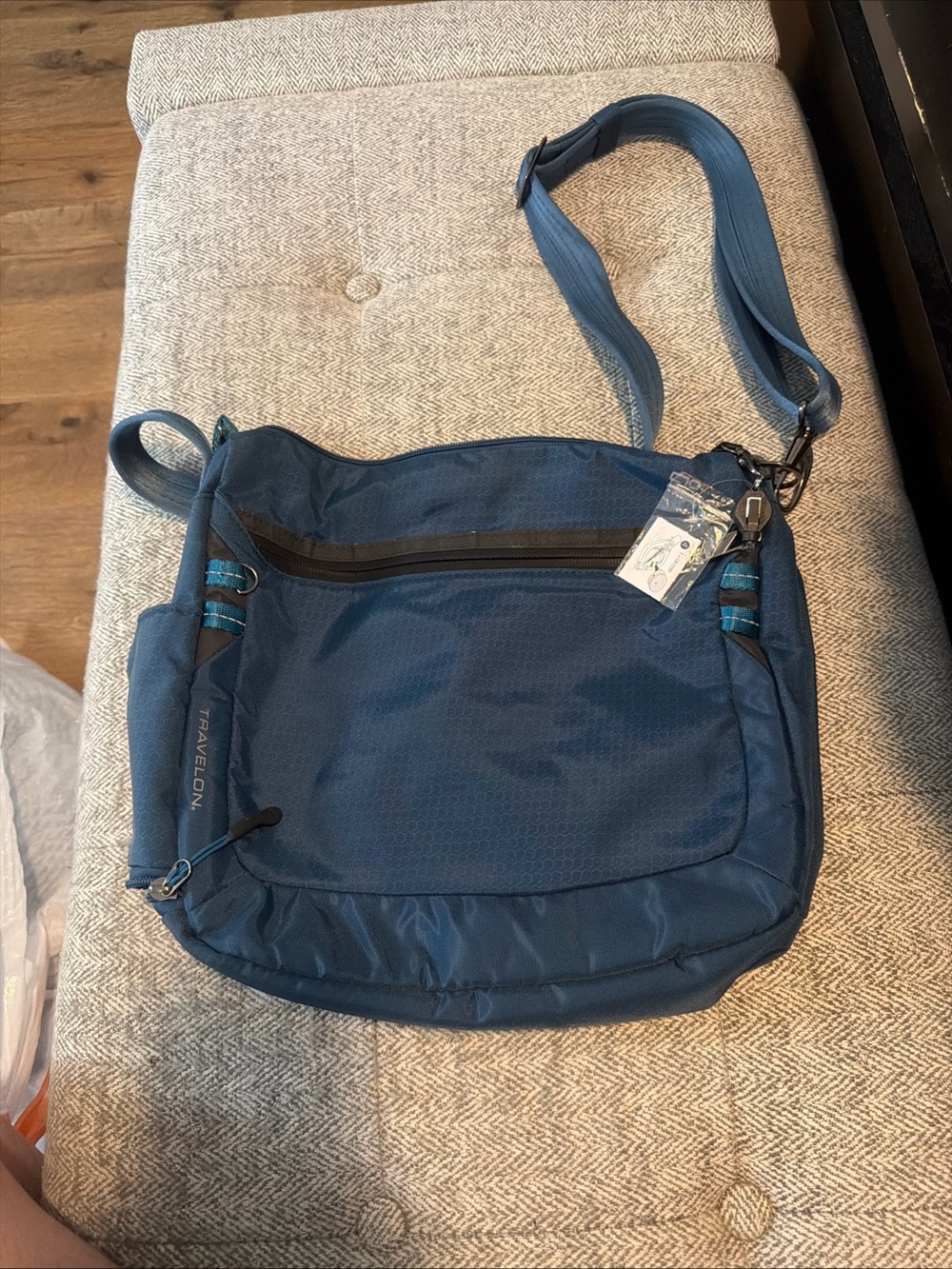 Travelon Navy Blue Crossbody Messenger Bag for Men